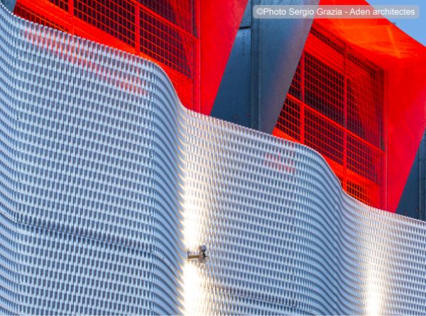 anodisation du métal déployé