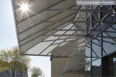 Brise soleil métallique